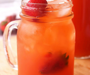 Strawberry Southern Sweet Iced Tea