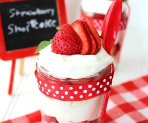 Strawberry Shortcake in a Jar