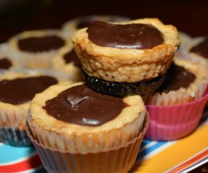 Peanut Butter Cheesecake Cups