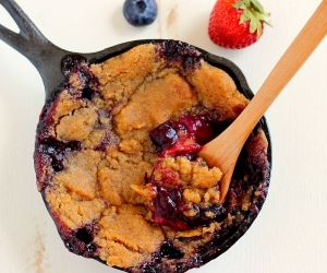 Berry Skillet Cobbler