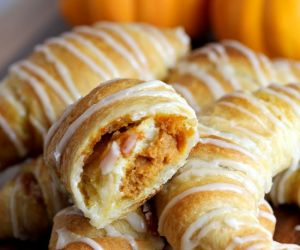 Pumpkin Pie Crescents