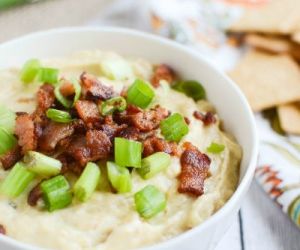 Crockpot Bacon and Swiss Dip