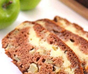 Apple Cinnamon Cream Cheese Bread