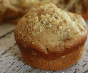 Cinnamon Apple Muffins