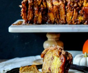 Pumpkin Pecan Cinnamon Sugar Pull Apart Bread