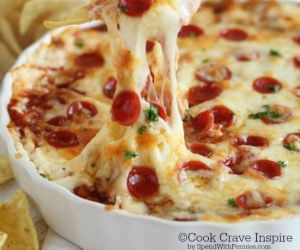 Easy Cheesy Pizza Dip