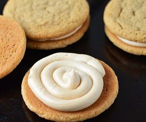 PEANUT BUTTER SANDWICH COOKIES