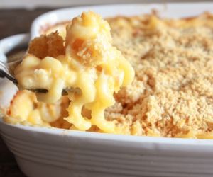 Homemade Baked Macaroni and Double Cheese