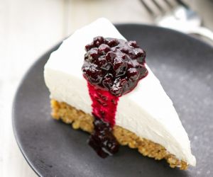 No Bake Cheesecake With Walnut Cookie-Brown Butter Crust