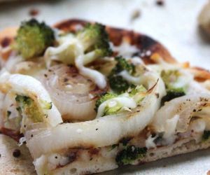 Broccoli Flatbread Pizza