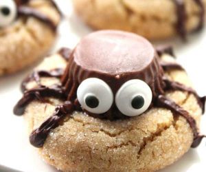 Halloween Spider Cookies