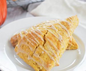 Pumpkin White Chocolate Scones