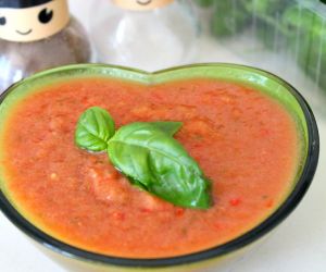 Best cold tomato soup - Spicy Gazpacho recipe