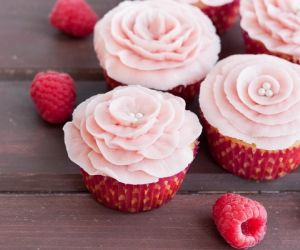 Raspberry Buttercream Frosting