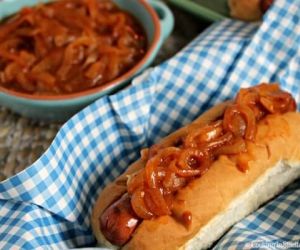 The Best Hot Dog Onion Sauce