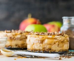 Mini Apple Pie Cheesecakes