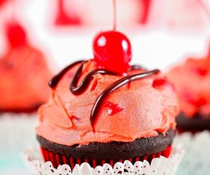 Chocolate Covered Cherry Cupcakes