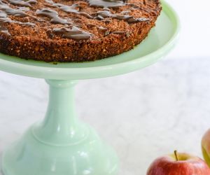 Gluten Free Apple Pecan Cake