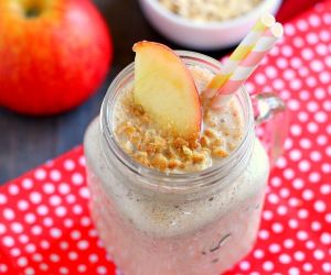 Peanut Butter Apple Pie Smoothie