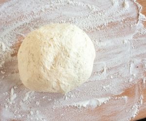 Super Easy Pizza Dough Recipe