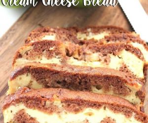 Apple Cinnamon Cream Cheese Bread