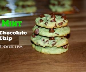 Mint Chocolate Chip Cookies