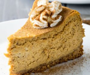 Classic Pumpkin Spice Cheesecake