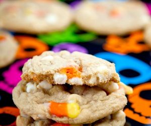 White Chocolate Candy Corn Cookies