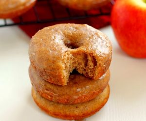 Cinnamon Vanilla Glazed Apple Cider Donuts