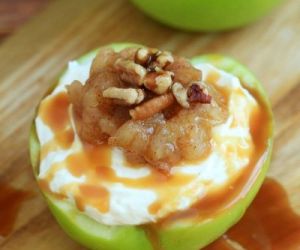 Cheesecake Stuffed Apples