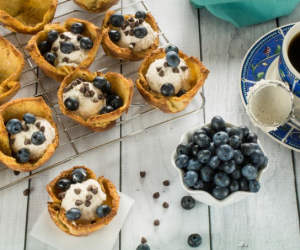 Easy Cannoli Stuffed French Toast Cups