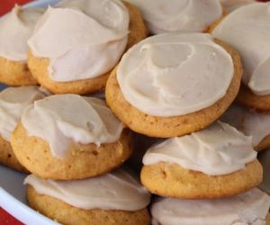 Melt-In-Your-Mouth Pumpkin Cookies