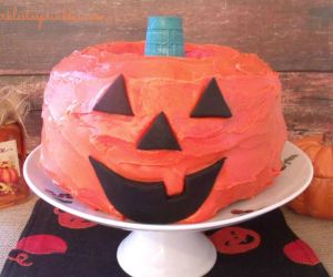 Halloween Jack-O’-Lantern Cake