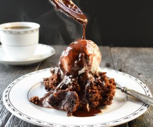 Crockpot Hot Fudge Cake