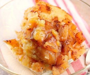 Crock Pot Apple Pudding Cake