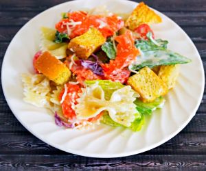 CAESAR PASTA SALAD WITH SMOKED SALMON