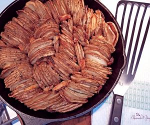 Crispy Cast Iron Potatoes