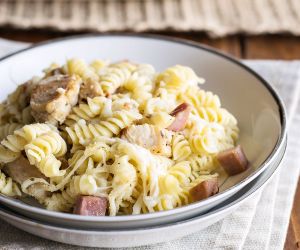 10 Minute Chicken Cordon Bleu Pasta