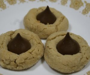 Peanut Butter Blossom Cookies