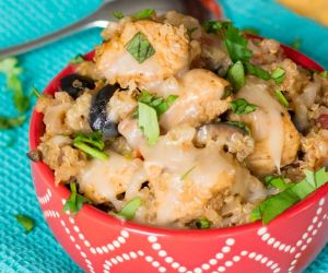 Tex-Mex Chicken Quinoa Skillet Dinner