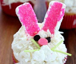 Easy Easter Bunny Cupcakes