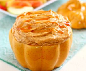 Caramel Pumpkin Cheesecake Dip