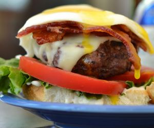 Bacon Egg Burger