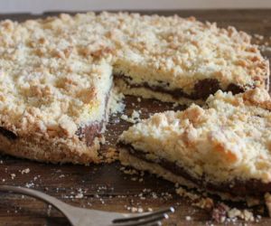 Italian Nutella Crumb Cake