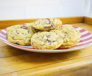 Bakery Style Chocolate Chip Cookies