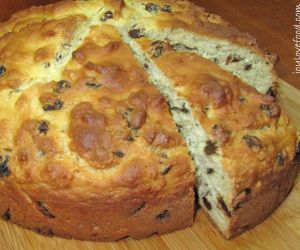 Irish Soda Bread with Caraway Seeds and Raisins