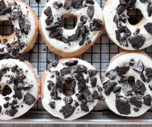 11 Reasons to Stock Up on OREOS Immediately!