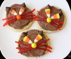 SCAREDY CAT COOKIES