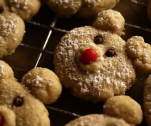 Cinnamon Bear Cookies