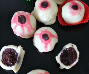 Cocoa Red Velvet Cake Eyeballs